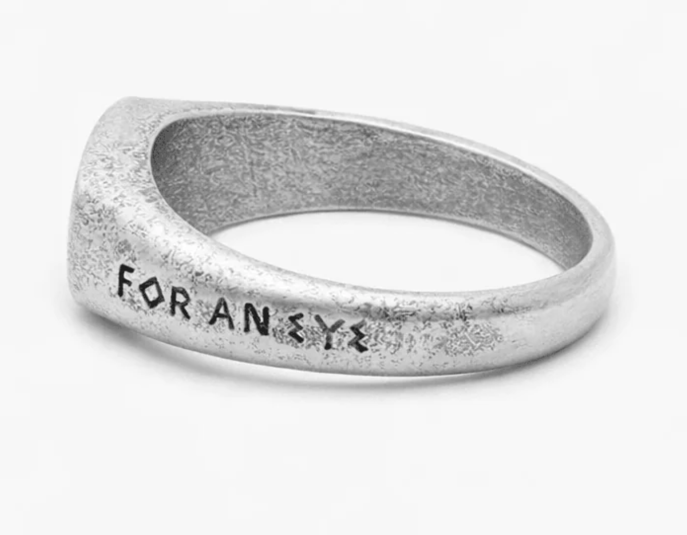 Ring with an eye in the center