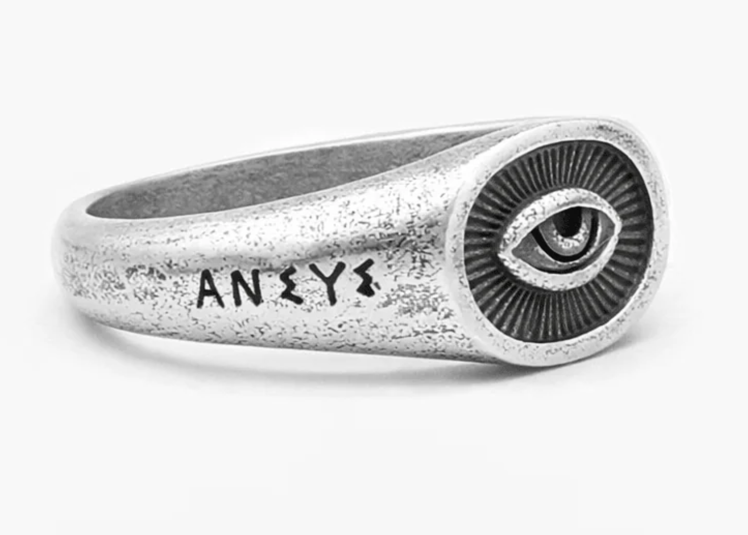 Ring with an eye in the center