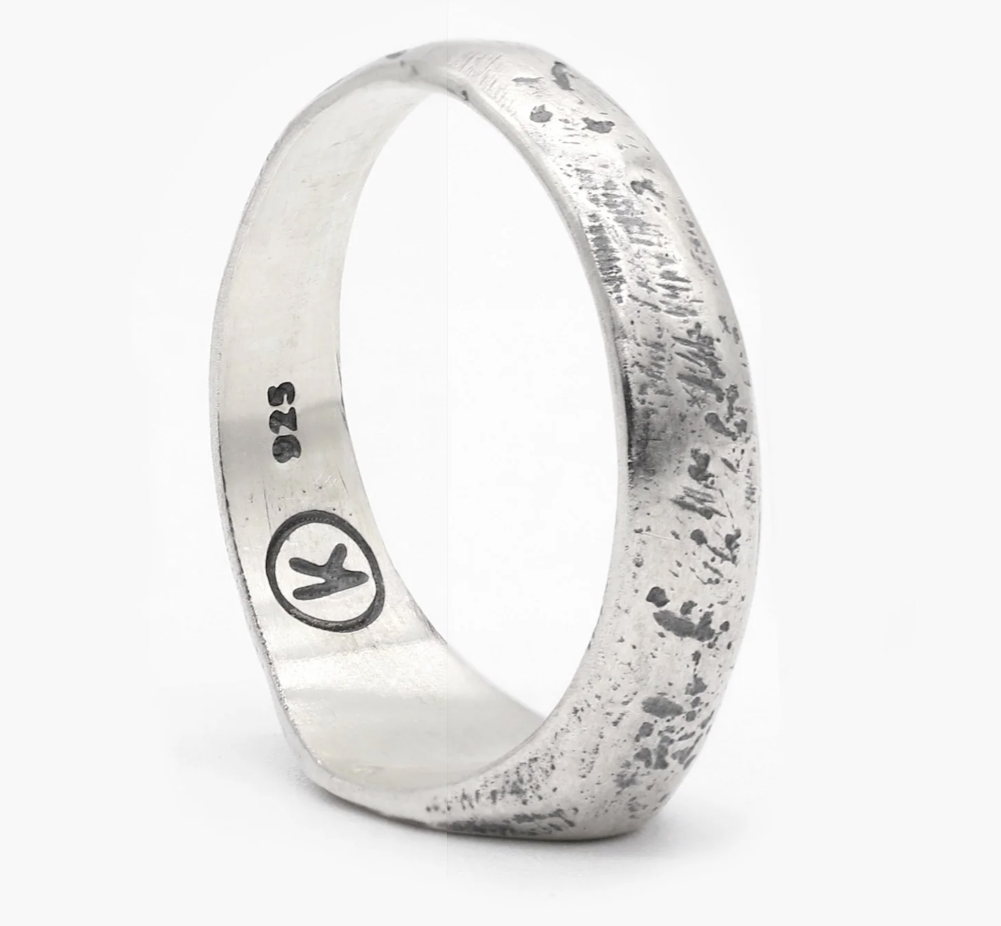 Signet ring with Palm tree on it from above